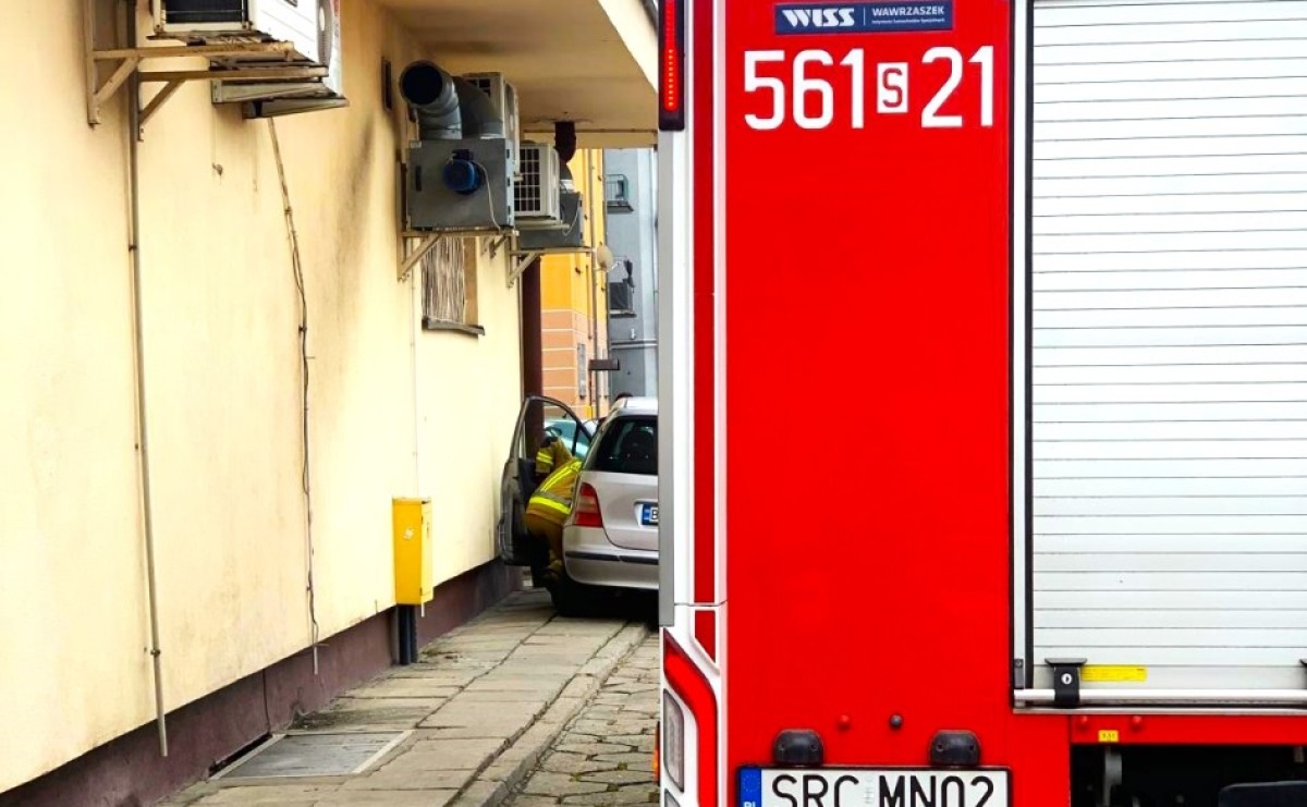 Wyciek paliwa przy Wojska Polskiego - Serwis informacyjny z Raciborza - naszraciborz.pl