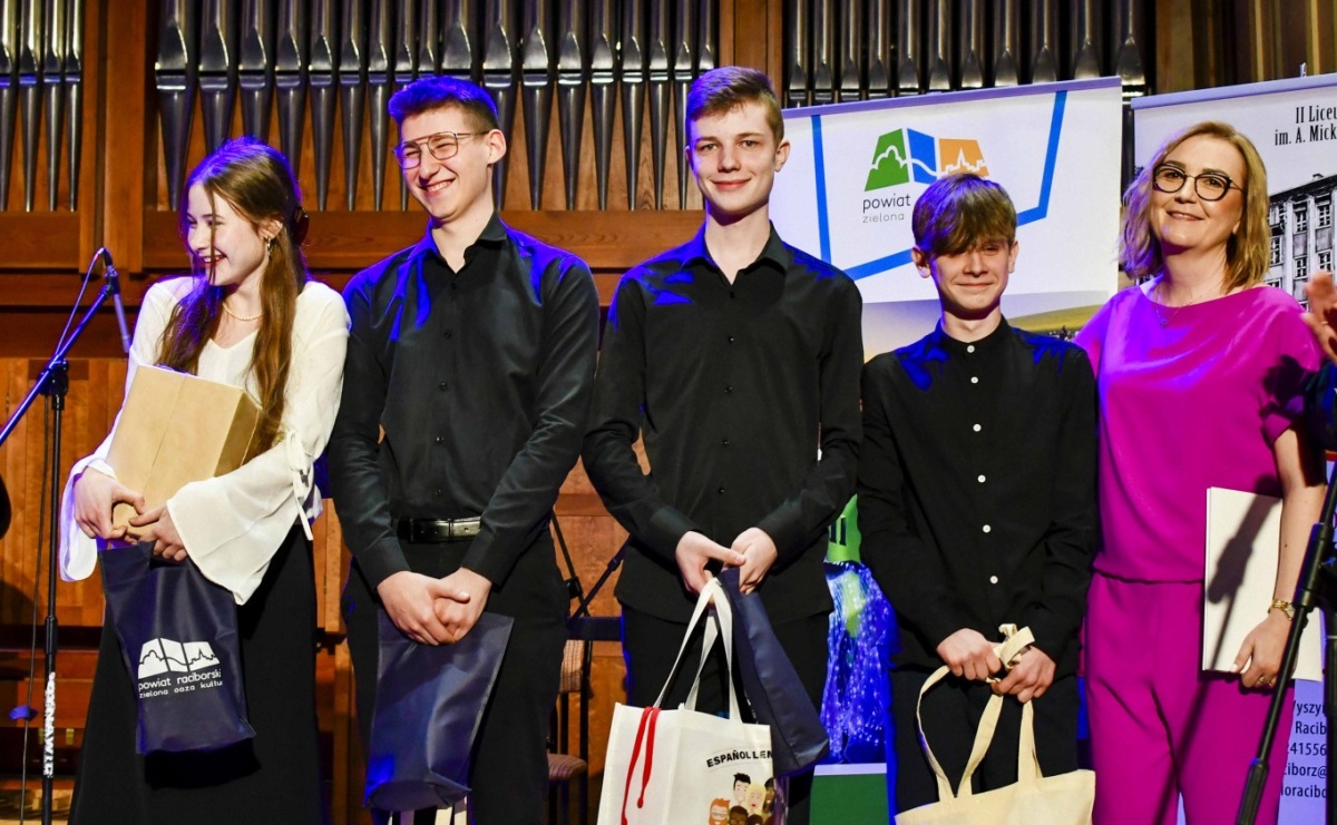 Jubileuszowa edycja konkursu piosenki hiszpańskiej w Raciborzu [FOTO i WIDEO]  - Serwis informacyjny z Raciborza - naszraciborz.pl