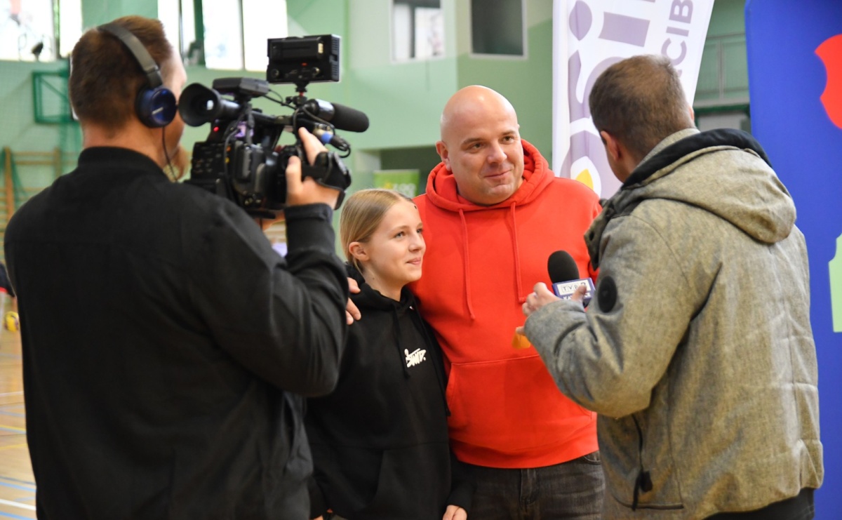 Zdalnie sterowane wyścigi w Arenie Rafako [FOTO i WIDEO] - Serwis informacyjny z Raciborza - naszraciborz.pl