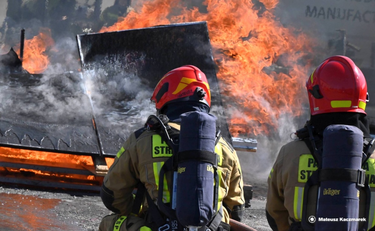 Pożary instalacji fotowoltaicznych i magazynów energii [RAPORT] - Serwis informacyjny z Raciborza - naszraciborz.pl