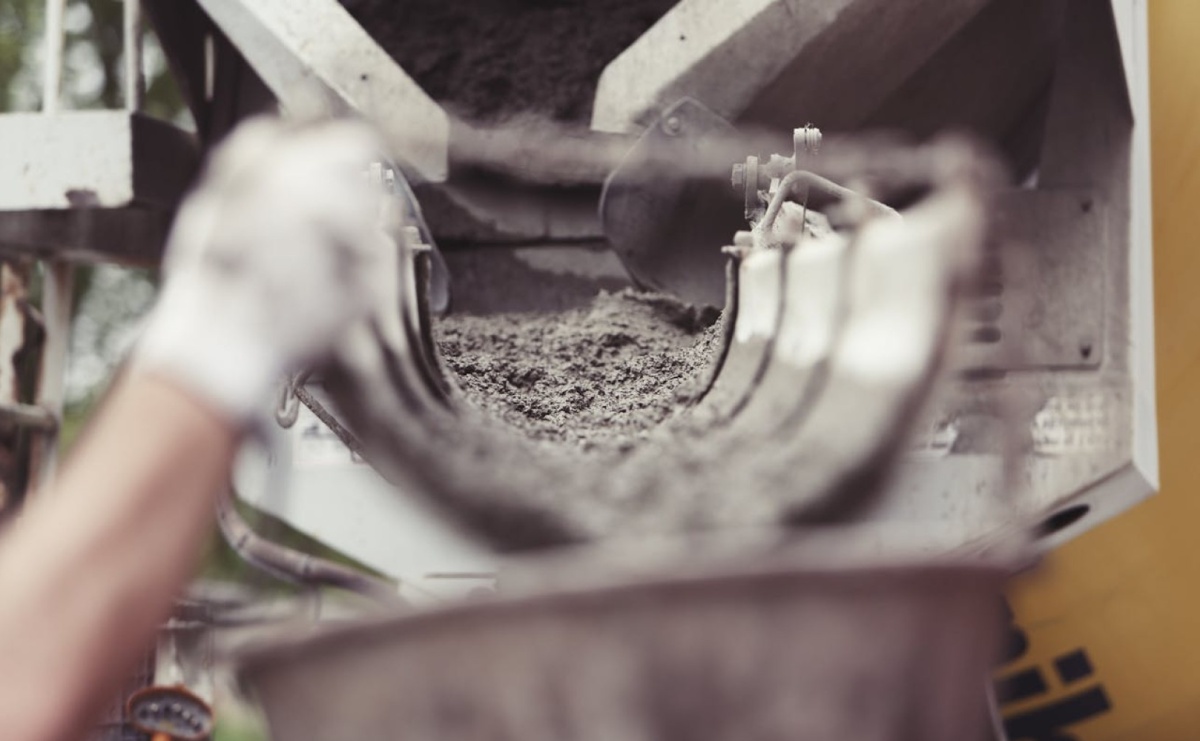 Na czym polega praca kierowcy betonomieszarki? - Serwis informacyjny z Raciborza - naszraciborz.pl