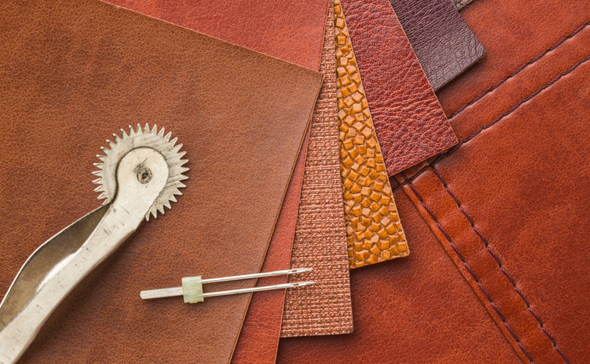 Jak powstaje ekoskóra i dlaczego warto ją wybrać? Odkryj fenomen alternatywy dla skóry zwierzęcej - Serwis informacyjny z Raciborza - naszraciborz.pl