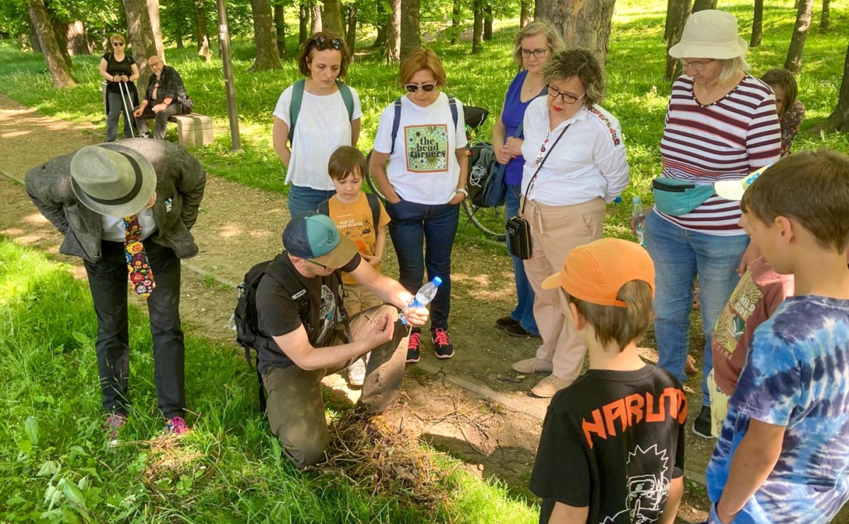 Co w miejskiej zieleni piszczy - spacer przyrodniczy z Tomaszem Szczasnym - Serwis informacyjny z Raciborza - naszraciborz.pl