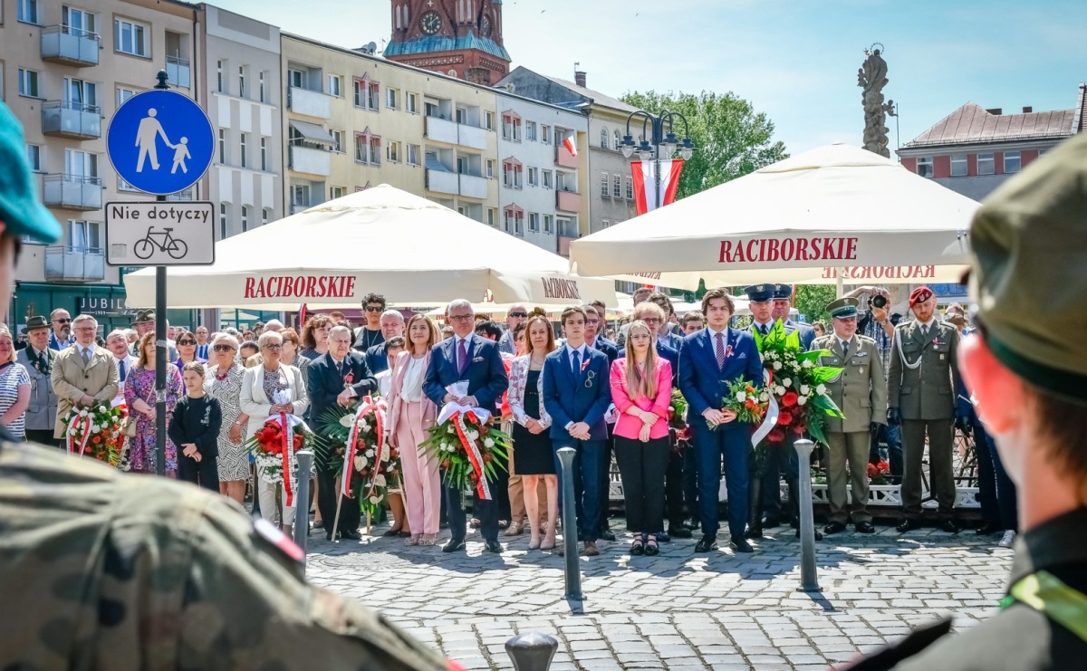 Święto Narodowe Trzeciego Maja. Obchody w Raciborzu [FOTO i WIDEO] - Serwis informacyjny z Raciborza - naszraciborz.pl