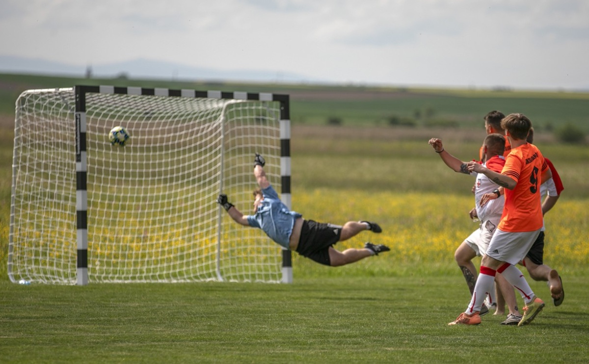 Piłkarska majówka w Bojanowie [FOTO] - Serwis informacyjny z Raciborza - naszraciborz.pl