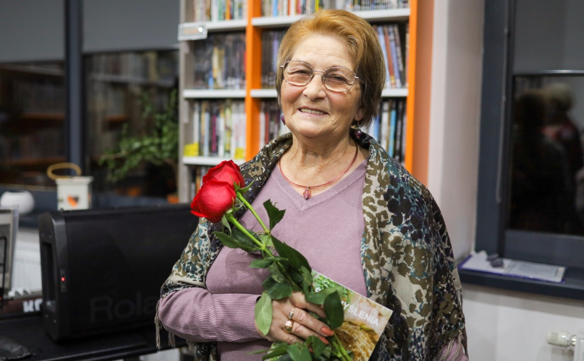 Tydzień Bibliotek: promocja tomiku poezji Jadwigi Wojnowskiej - Serwis informacyjny z Raciborza - naszraciborz.pl