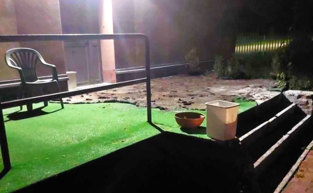 Policjanci z Kuźni Raciborskiej ugasili pożar - Serwis informacyjny z Raciborza - naszraciborz.pl