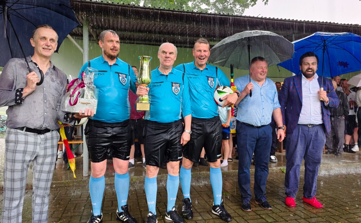 Gwizdek powędrował na półkę. Zdzisław Matysiak zakończył sędziowską karierę - Serwis informacyjny z Raciborza - naszraciborz.pl