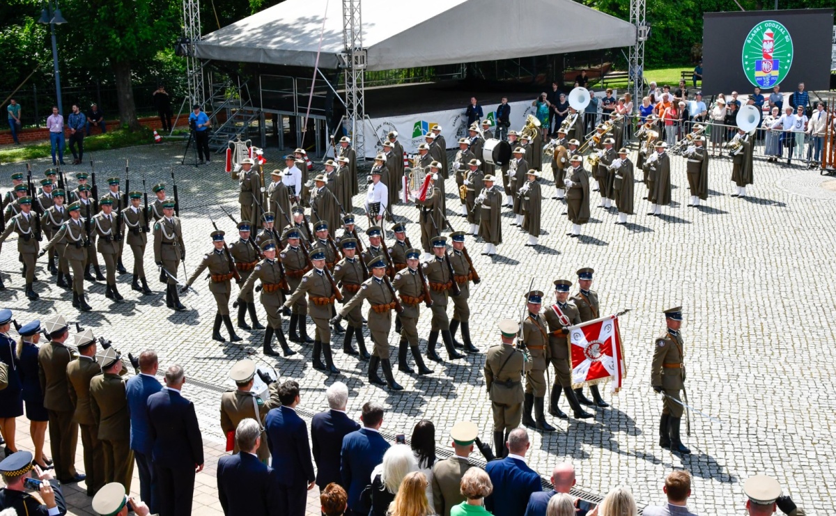 Śląska Straż Graniczna świętowała na raciborskim zamku [FOTO i WIDEO] - Serwis informacyjny z Raciborza - naszraciborz.pl