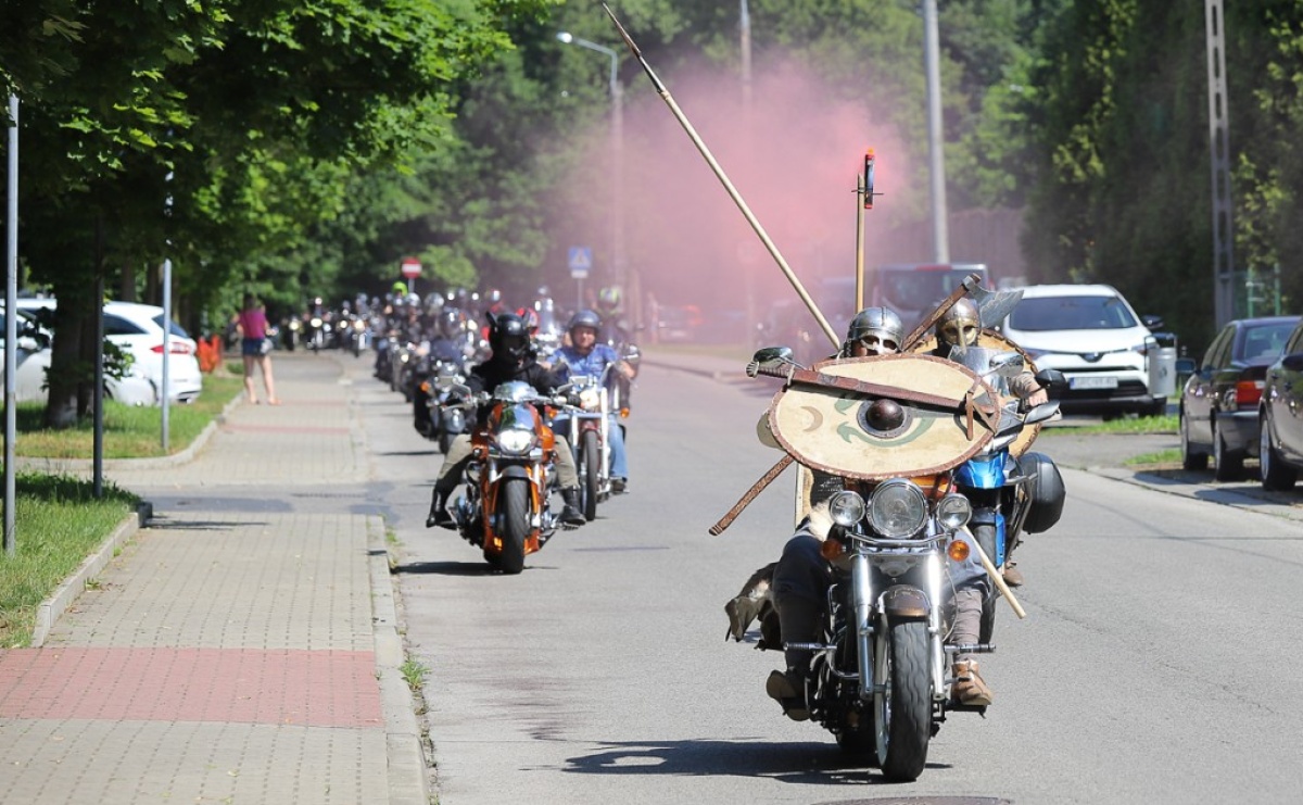 Wojowie na jednośladach, czyli I Spotkanie Motocyklowe w Raciborskim Grodzie - Serwis informacyjny z Raciborza - naszraciborz.pl