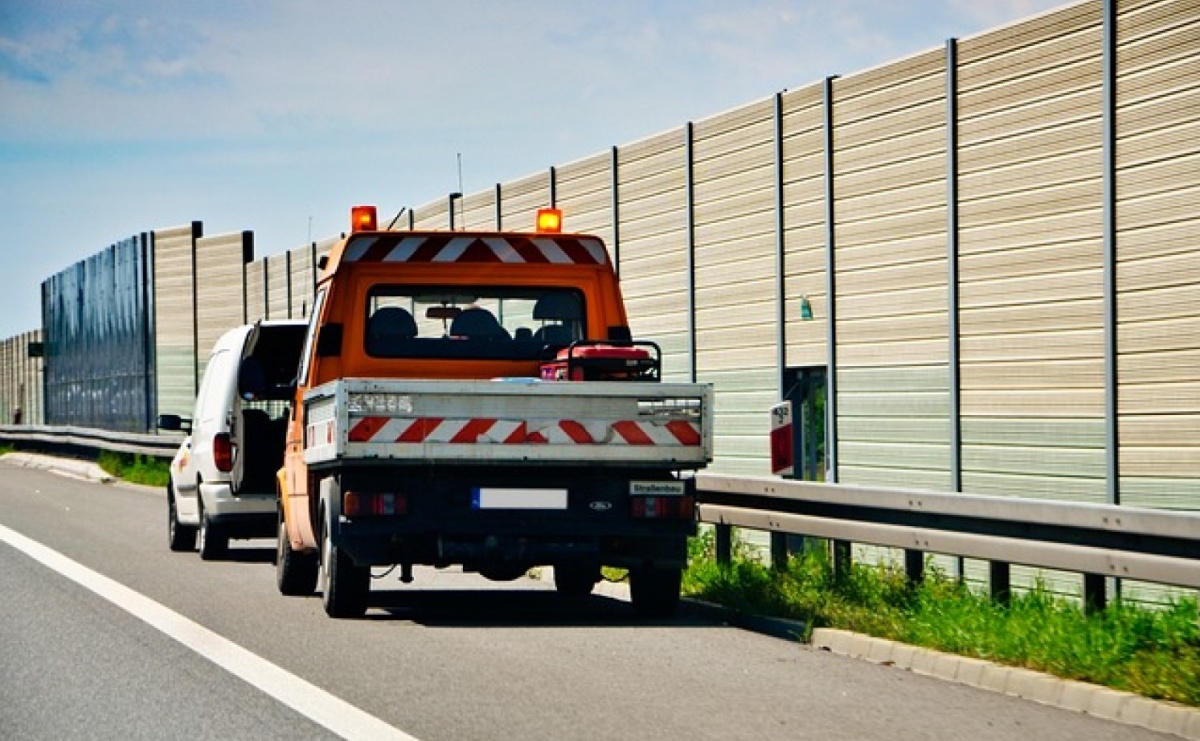 Pomoc drogowa Katowice - gwarancje bezpieczeństwa na drodze  - Serwis informacyjny z Raciborza - naszraciborz.pl