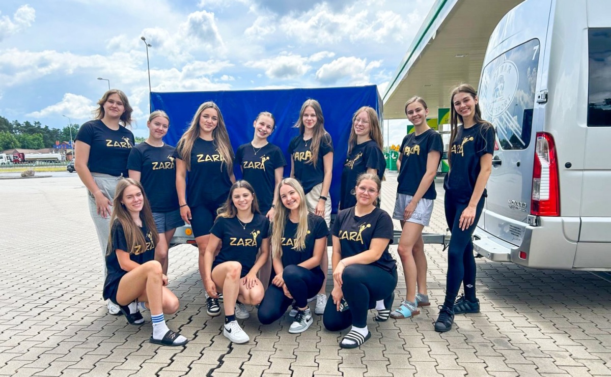 Mażoretki Zara wystąpiły w Elbe-Elster - Serwis informacyjny z Raciborza - naszraciborz.pl