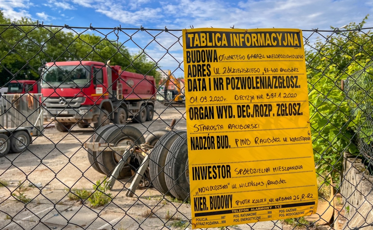 Ruszyła budowa pierwszego parkingu wielopoziomowego w Raciborzu [FOTO] - Serwis informacyjny z Raciborza - naszraciborz.pl