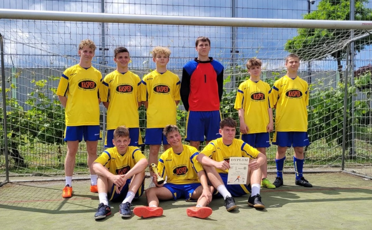 Wiosenny Turniej Piłki Nożnej Szkół Ponadpodstawowych - Serwis informacyjny z Raciborza - naszraciborz.pl
