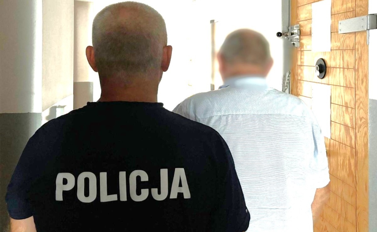 Chciał wymienić fałszywe dolary w kantorze. Trafił do aresztu - Serwis informacyjny z Raciborza - naszraciborz.pl