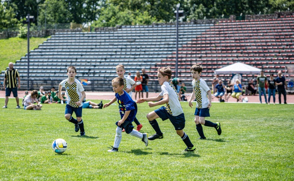 Piłkarska reprezentacja Zugló w Raciborzu - Serwis informacyjny z Raciborza - naszraciborz.pl