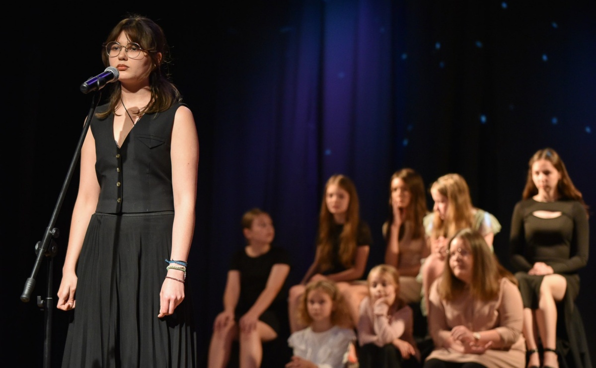 Wieczorek muzyczno-poetycki w raciborskim MDK [FOTO i WIDEO] - Serwis informacyjny z Raciborza - naszraciborz.pl