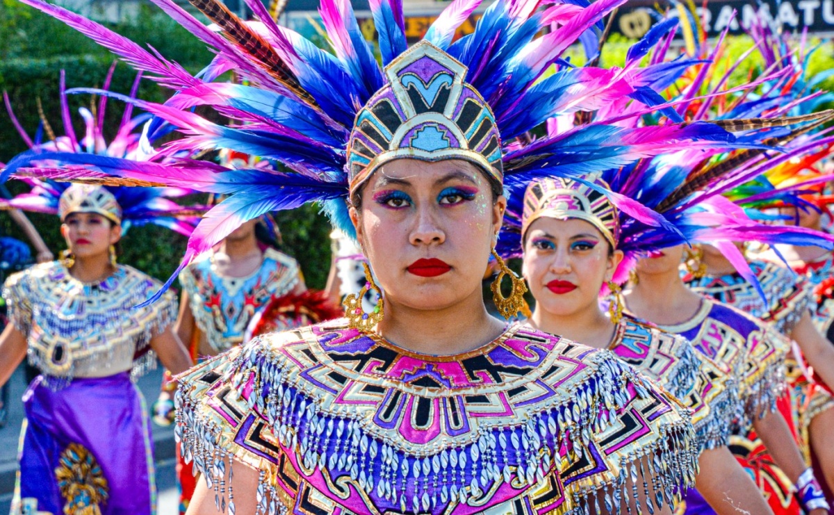 Roztańczony korowód z Rynku na zamek [FOTO i WIDEO] - Serwis informacyjny z Raciborza - naszraciborz.pl