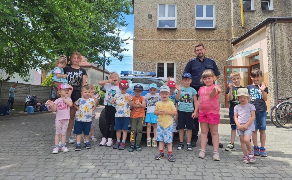 Przedszkolaki z Budzisk miały wyjątkowe odwiedziny - Serwis informacyjny z Raciborza - naszraciborz.pl