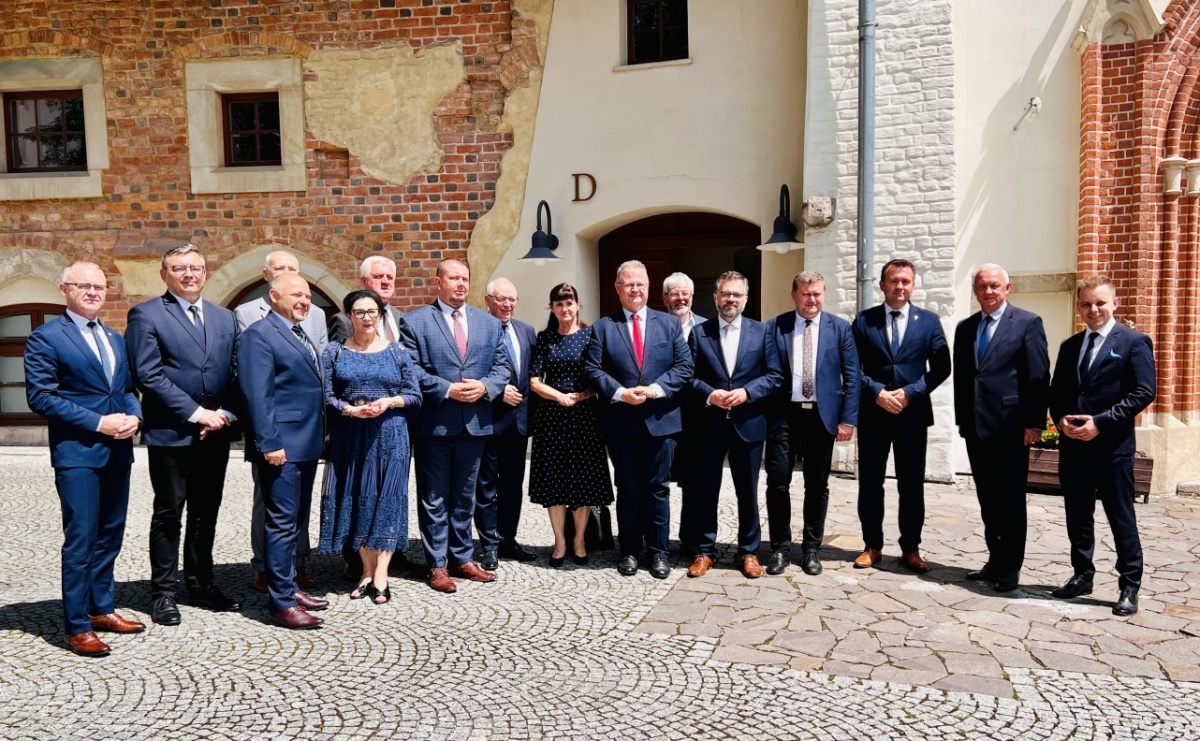 Na zamku odbył się Konwent Powiatów Województwa Śląskiego - Serwis informacyjny z Raciborza - naszraciborz.pl