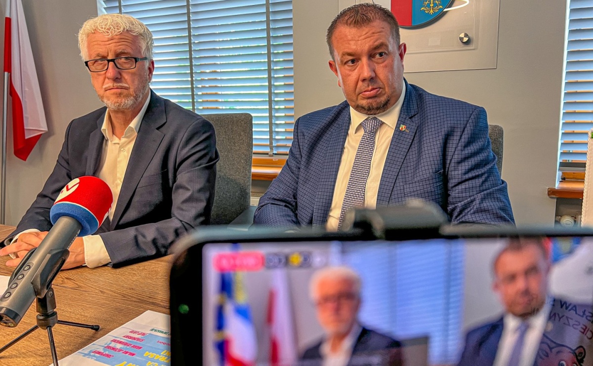 Nikt nie planuje inwazji na Racibórz. Wojciechowicz i Swoboda o plotkach i fake newsach w Raciborzu - Serwis informacyjny z Raciborza - naszraciborz.pl