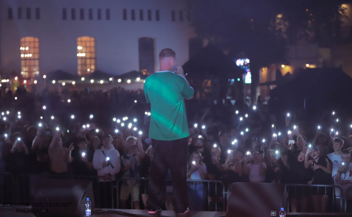 Antony Esca i Wac Toja. Rapowy wieczór na zamku w Raciborzu [FOTO i WIDEO] - Serwis informacyjny z Raciborza - naszraciborz.pl