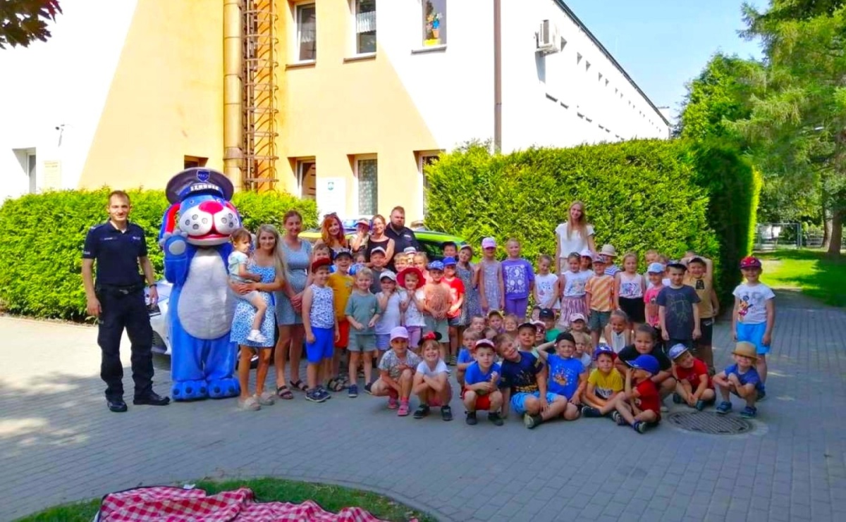 Pietrowice Wielkie. Bezpieczne wakacje z policjantami - Serwis informacyjny z Raciborza - naszraciborz.pl