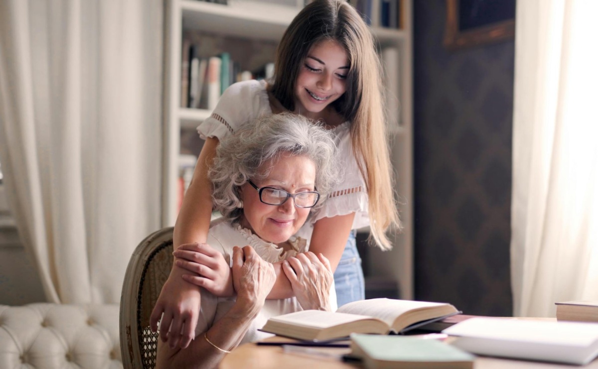 Pomysł na prezent z apteki dla seniora - Serwis informacyjny z Raciborza - naszraciborz.pl