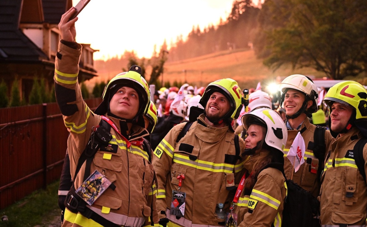 Gaszą pożary, a w Karkonoszach rozpalą nadzieję! - Serwis informacyjny z Raciborza - naszraciborz.pl