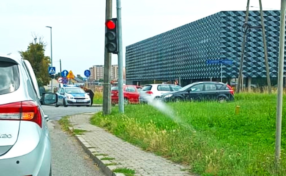 Nie zastosowała się do sygnalizacji i spowodowała kolizję - Serwis informacyjny z Raciborza - naszraciborz.pl