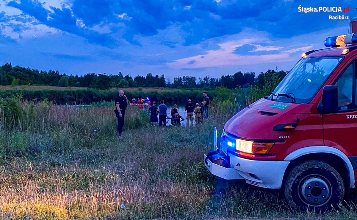 Komunikat policji w sprawie tragedii w czaszy zbiornika Racibórz [FOTO i WIDEO] - Serwis informacyjny z Raciborza - naszraciborz.pl