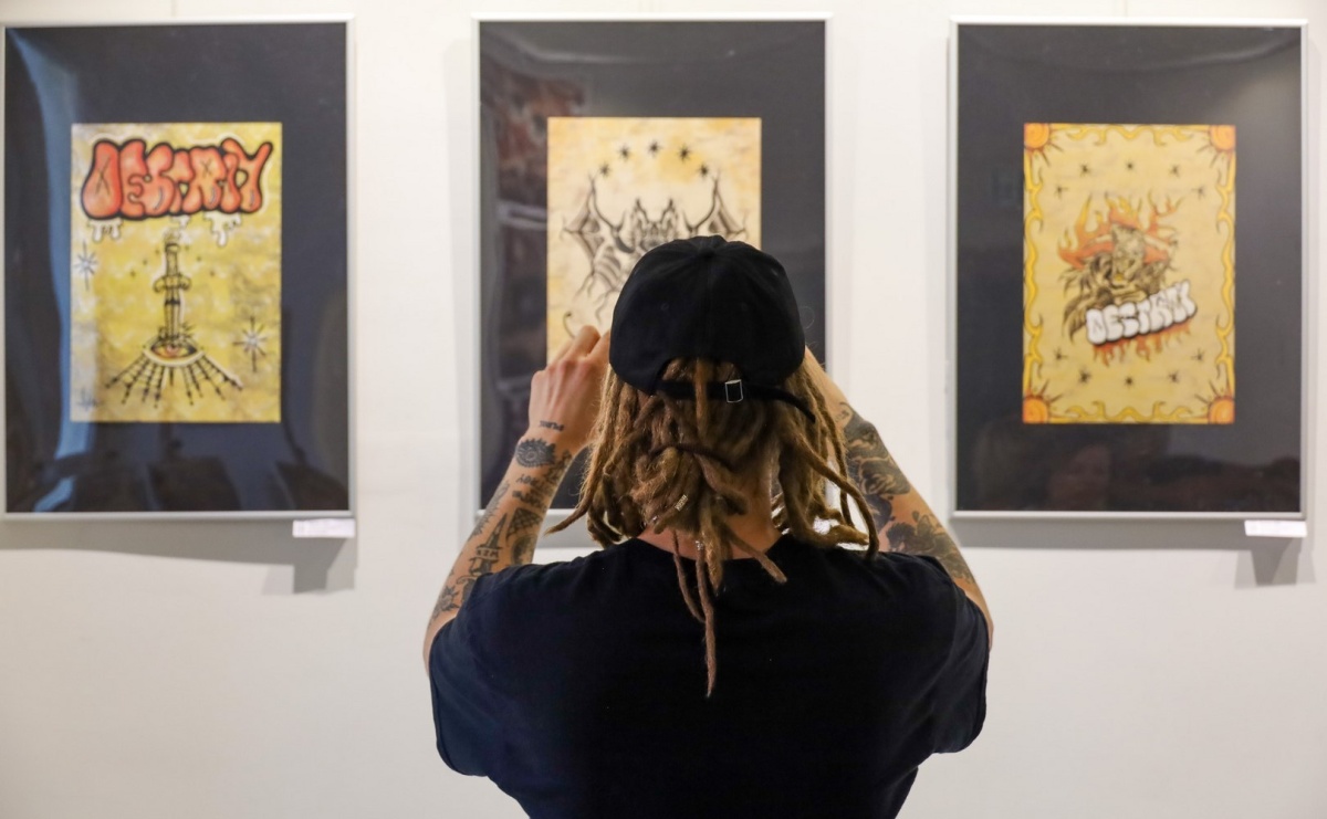 Dyplomy w raciborskim Plastyku. Jedna z prac powstała w telefonie komórkowym - Serwis informacyjny z Raciborza - naszraciborz.pl