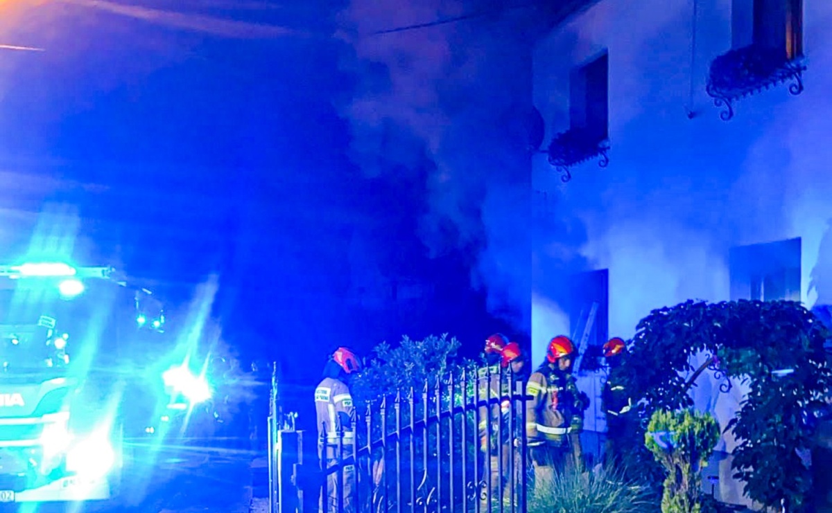 Raport 998. Szerszenie, pożar mieszkania w Miedoni i zadymienie widziane z Ocic - Serwis informacyjny z Raciborza - naszraciborz.pl