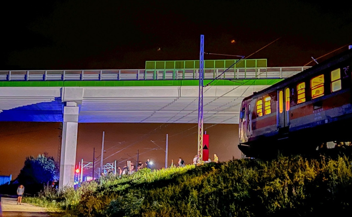 Tragiczne zdarzenie na torach pomiędzy Raciborzem a Markowicami [FOTO] - Serwis informacyjny z Raciborza - naszraciborz.pl