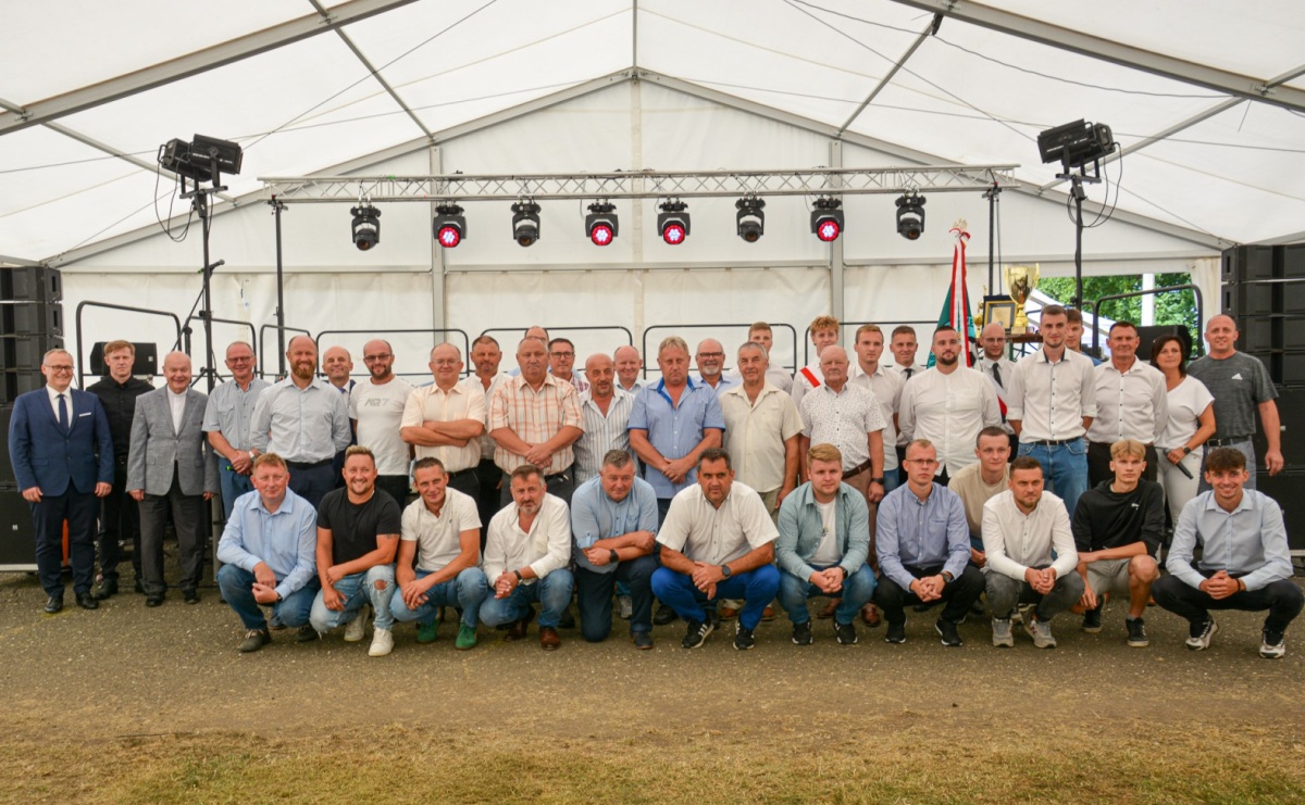 100 lat sportu w Pietrowicach Wielkich. Oficjalne obchody - Serwis informacyjny z Raciborza - naszraciborz.pl