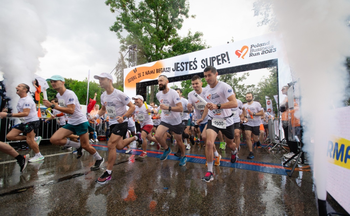 Poland Business Run 2024 – biegacze charytatywnej sztafety pomogą osobom z niepełnosprawnością ze Śląska - Serwis informacyjny z Raciborza - naszraciborz.pl