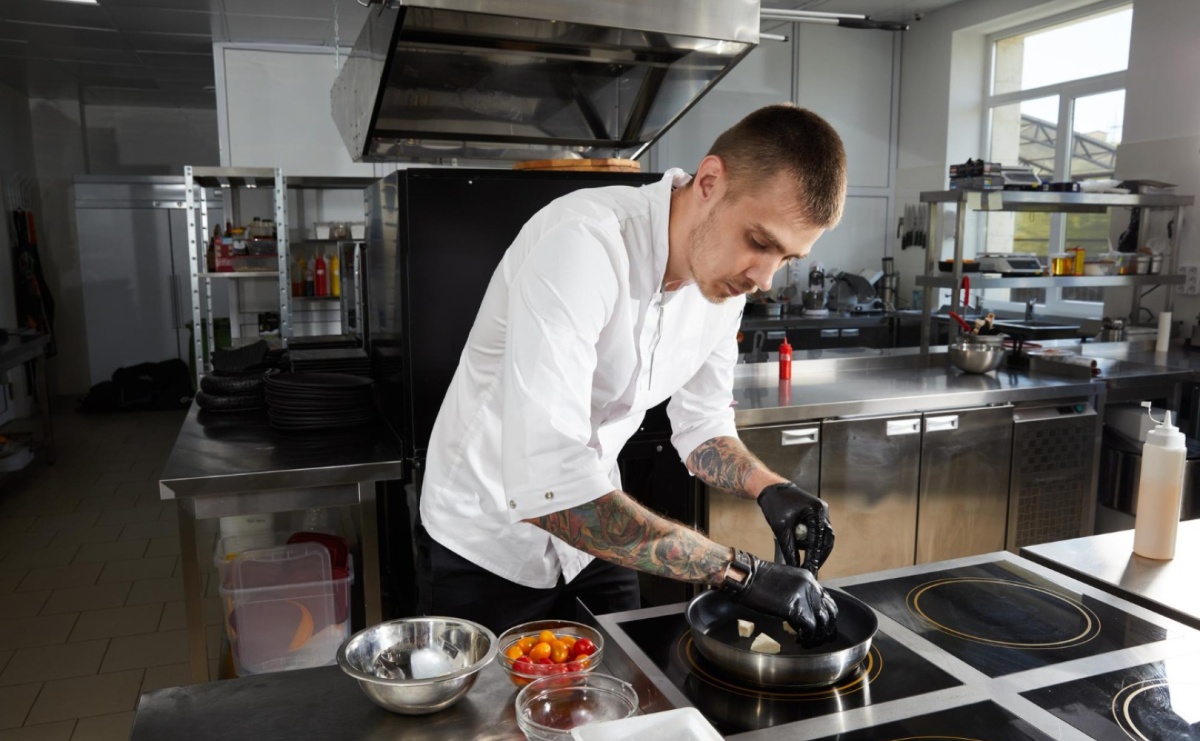 Co jest najważniejsze w wyposażeniu kuchni gastronomicznej? - Serwis informacyjny z Raciborza - naszraciborz.pl