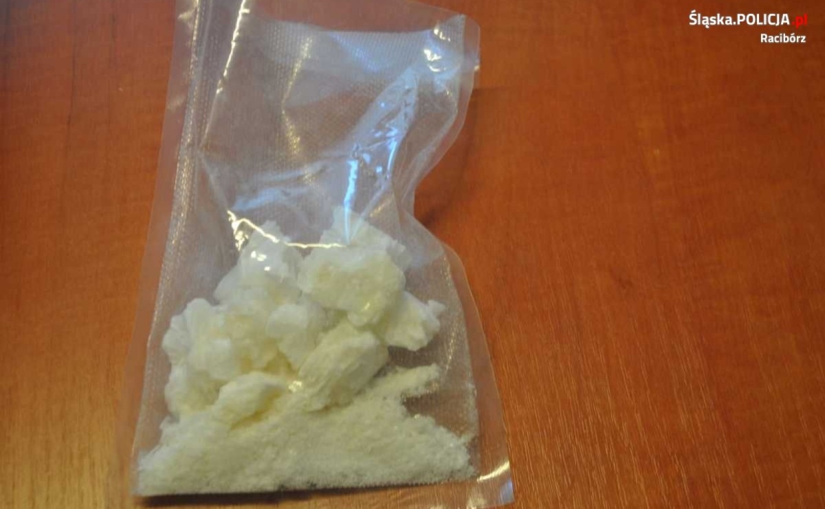 Sukces raciborskiej policji. Tysiąc działek środków psychoaktywnych nie trafi na rynek - Serwis informacyjny z Raciborza - naszraciborz.pl