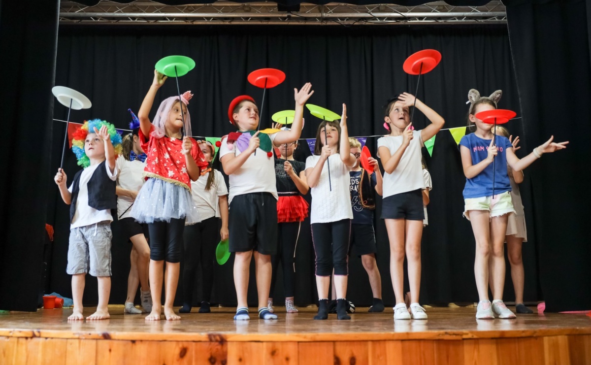 Niemożliwe warsztaty CYRKOWE w Strzesze - Serwis informacyjny z Raciborza - naszraciborz.pl