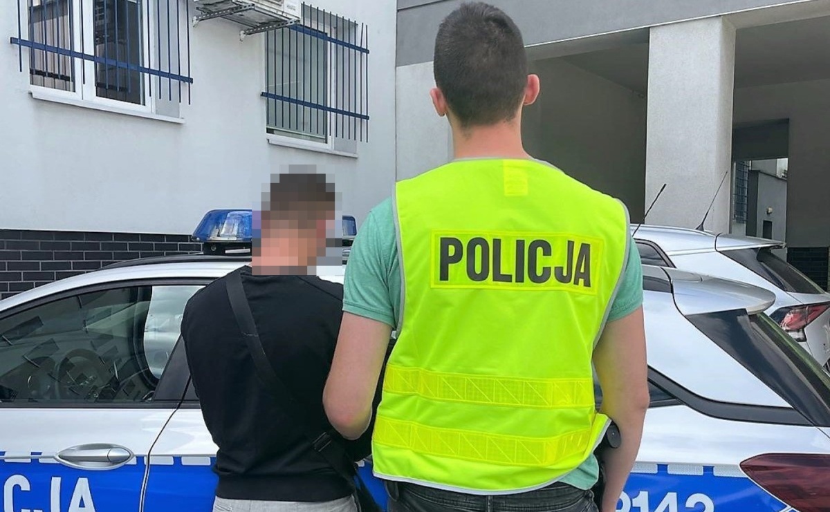 Pijany raciborzanin chciał przekupić policjantów. Zaoferował 10 tys. zł - Serwis informacyjny z Raciborza - naszraciborz.pl