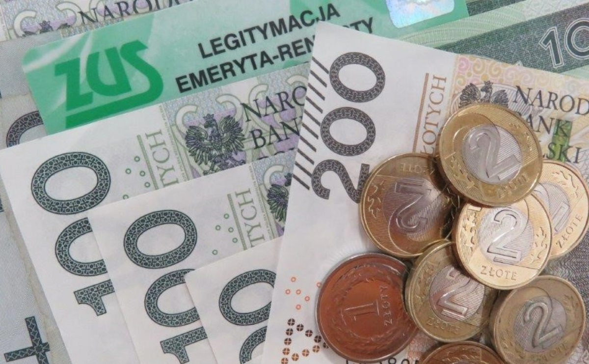 Pierwsze czternastki ZUS wypłaci jeszcze w sierpniu - Serwis informacyjny z Raciborza - naszraciborz.pl