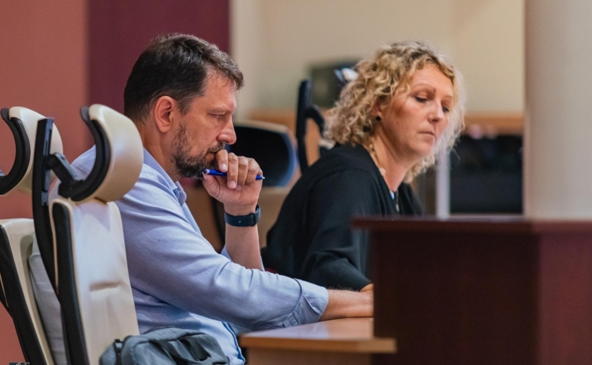 Bezpłatna komunikacja, strzelnica i remont Staszica. Migawki z komisji budżetu - Serwis informacyjny z Raciborza - naszraciborz.pl