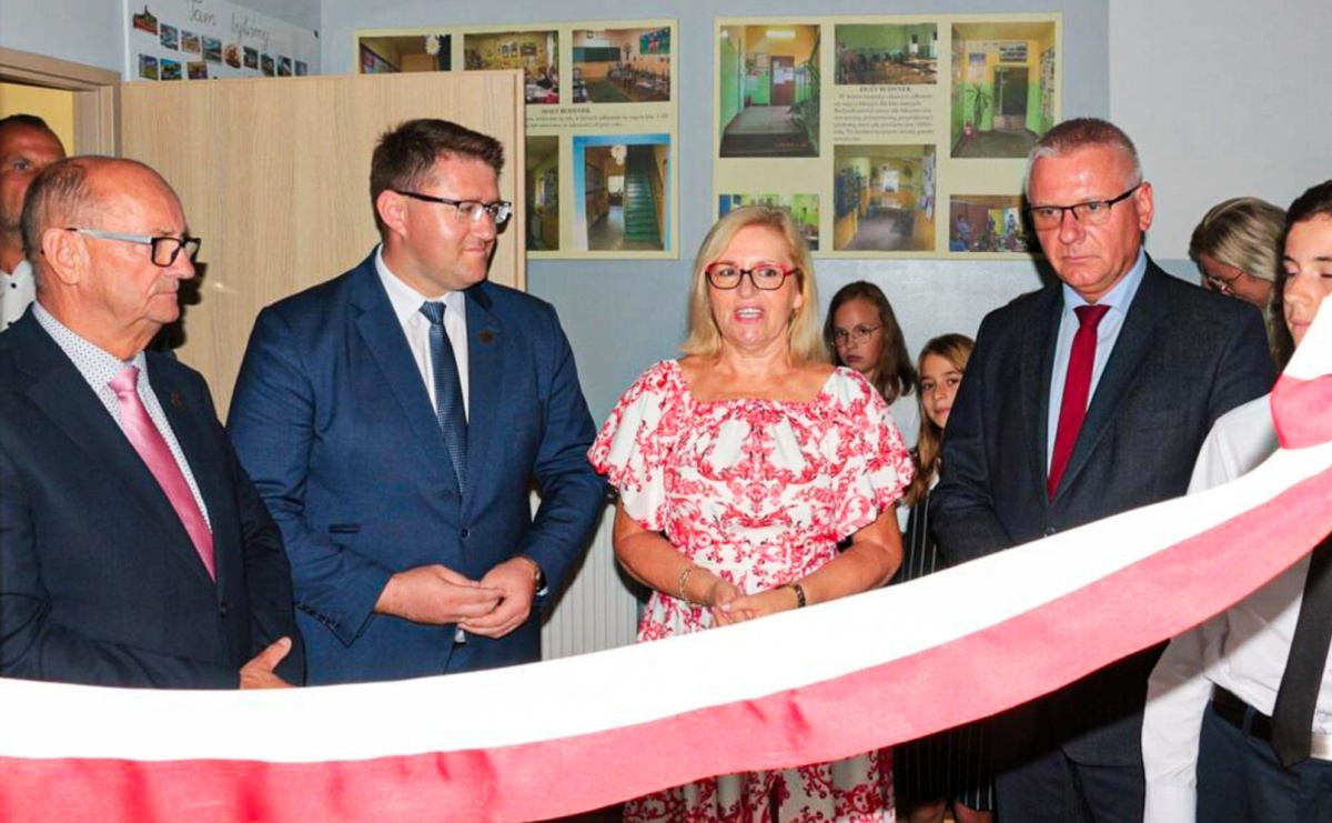 Otwarcie Zielonej Pracowni w Szkole Podstawowej w Kobyli - Serwis informacyjny z Raciborza - naszraciborz.pl