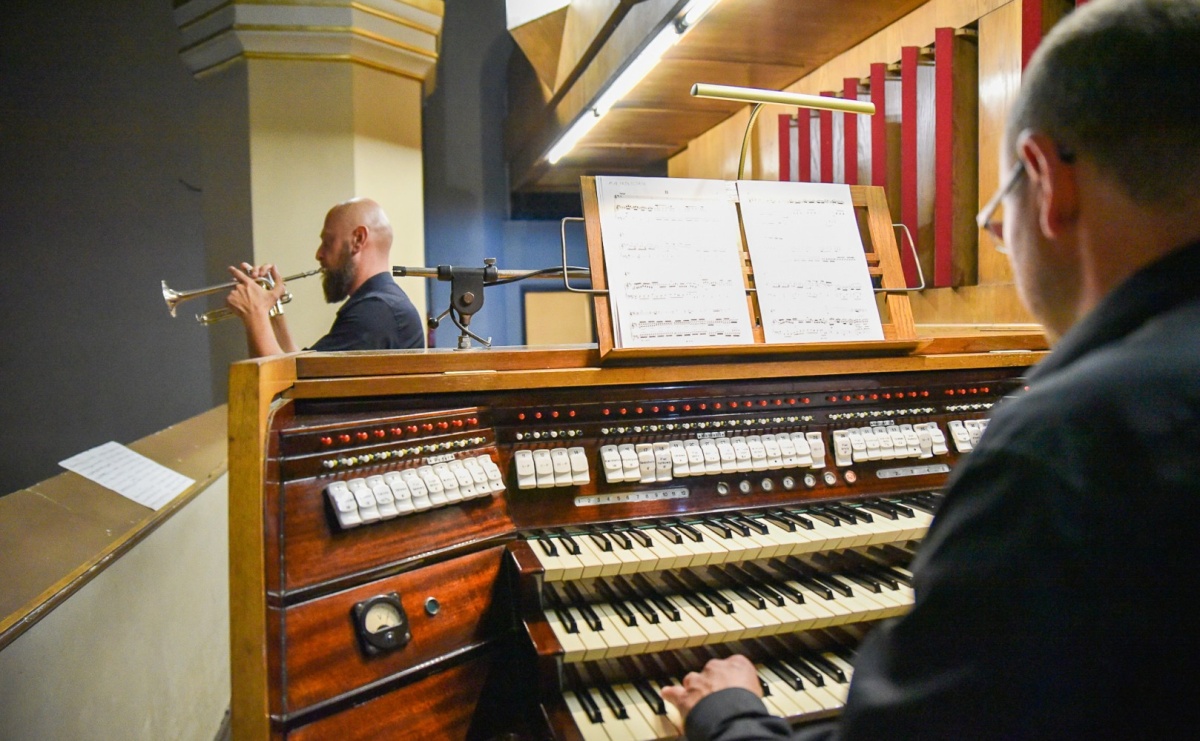 Muzyka organowa i trąbka na XXXVII Dniach Muzyki Organowej i Kameralnej im. H. Klai – relacja z koncertu - Serwis informacyjny z Raciborza - naszraciborz.pl