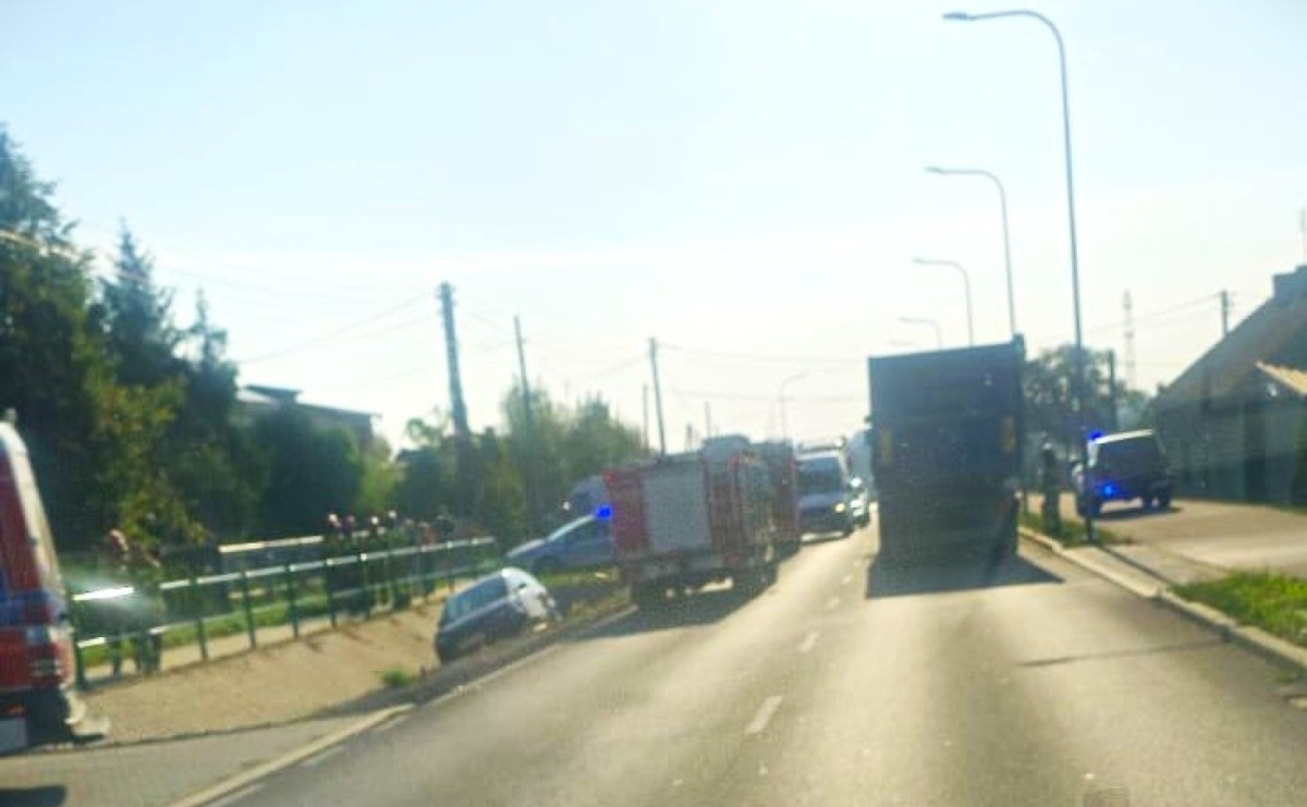 Kolizja na Rybnickiej w Rzuchowie. Sprawczynią 76-latka - Serwis informacyjny z Raciborza - naszraciborz.pl