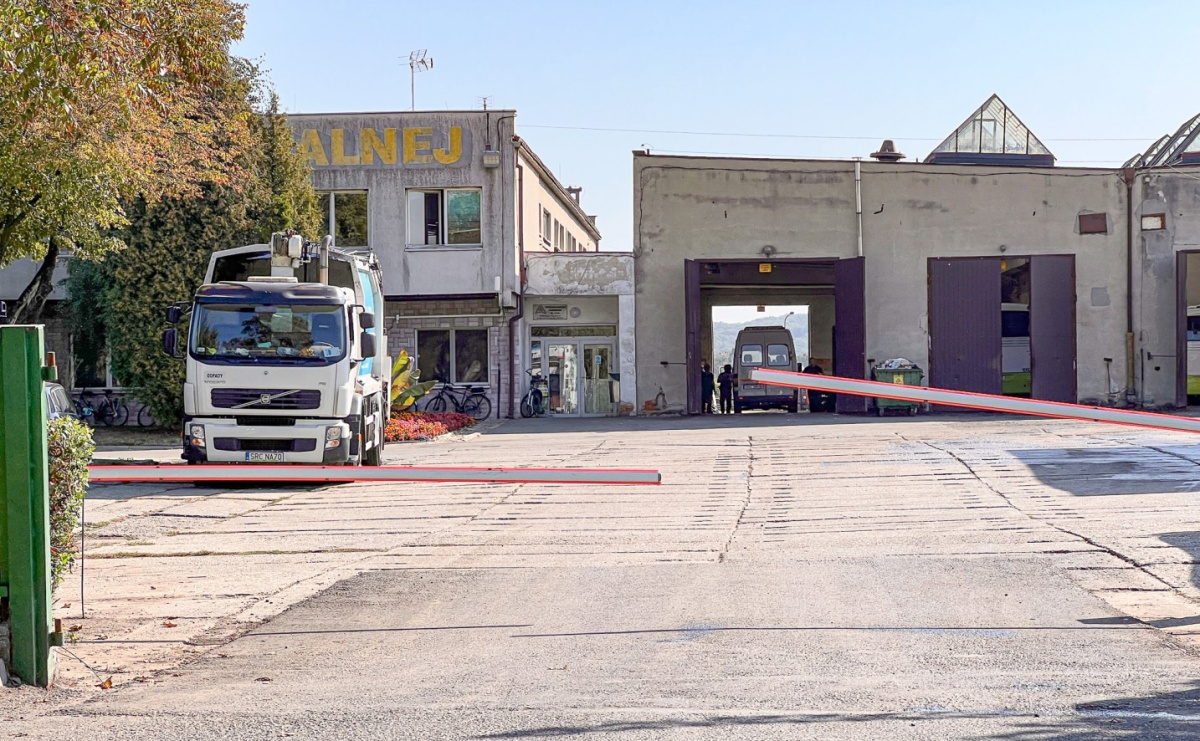 Ostry spór miasta z Empolem. Ludzie na Brzeziu mają dość smrodu i zapowiadają blokadę - Serwis informacyjny z Raciborza - naszraciborz.pl