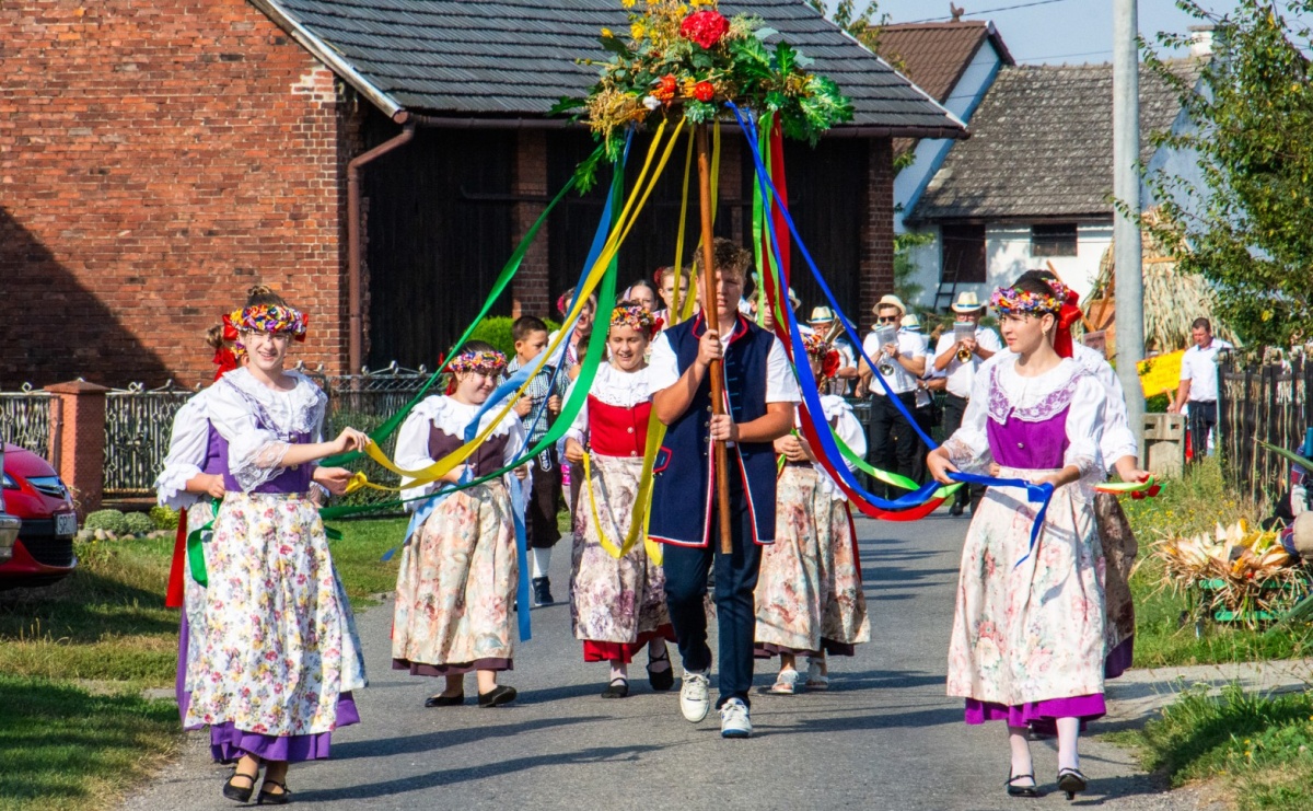 Łęg gospodarzem dożynek gminy Nędza [FOTO i WIDEO] - Serwis informacyjny z Raciborza - naszraciborz.pl