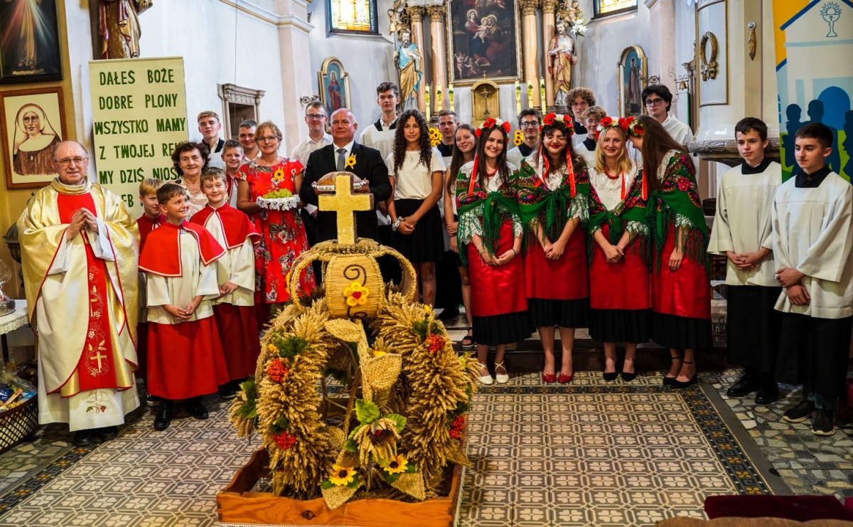Dożynki w parafii Gamów [FOTO] - Serwis informacyjny z Raciborza - naszraciborz.pl