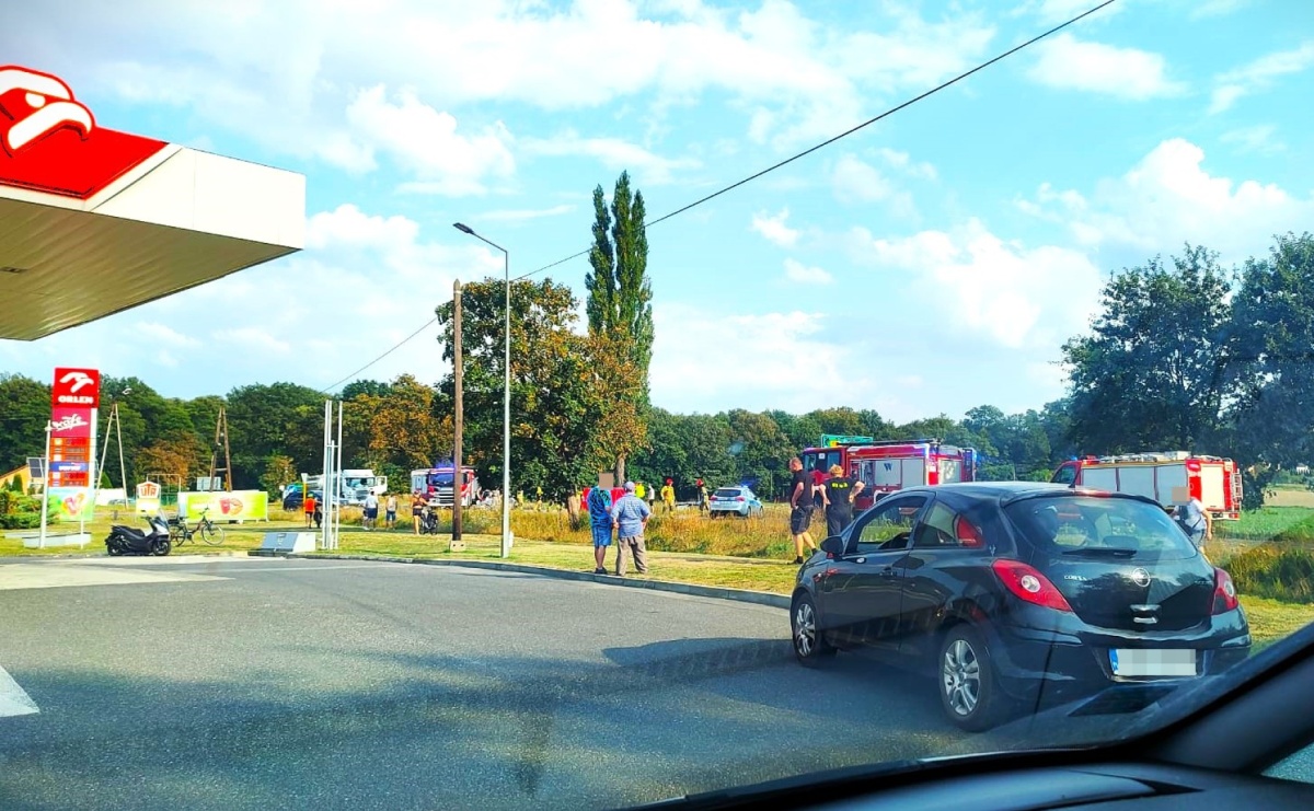 Wypadek w Rzuchowie. Dwie osoby trafiły do szpitala - Serwis informacyjny z Raciborza - naszraciborz.pl