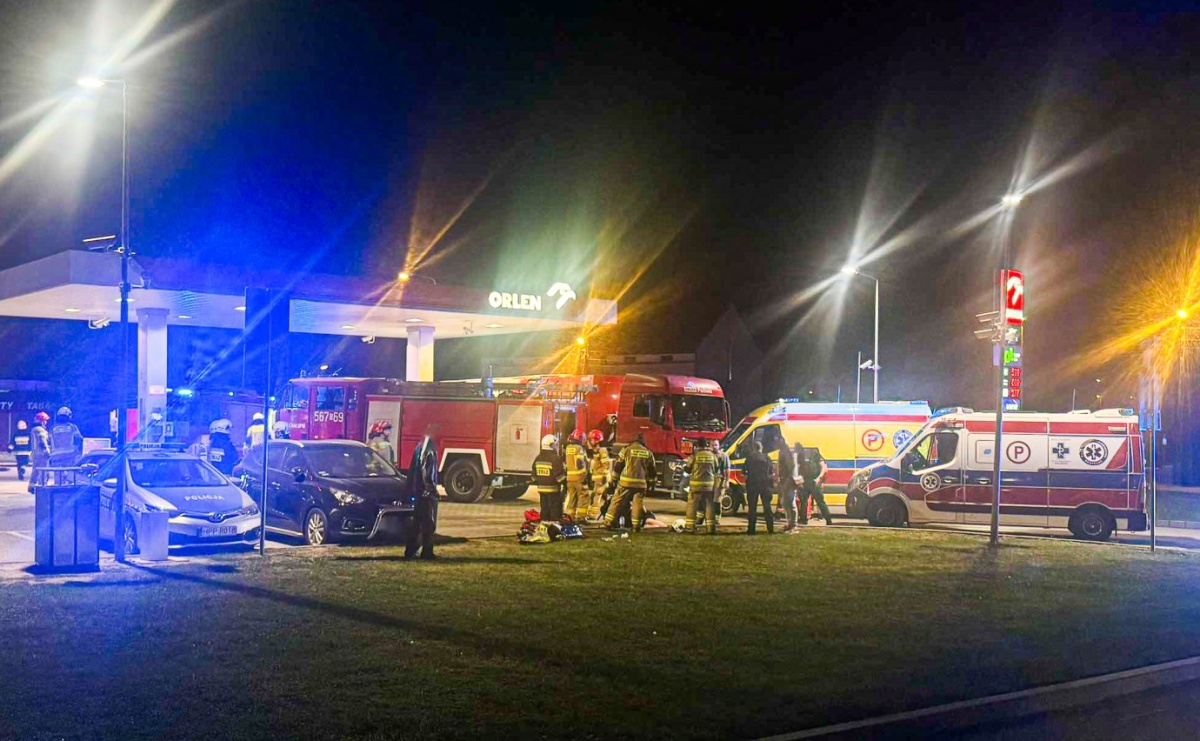 Dramat na stacji paliw w Chałupkach. Policjant oblany benzyną i podpalony [FOTO i WIDEO] - Serwis informacyjny z Raciborza - naszraciborz.pl